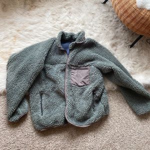 Green Patagonia Zipup